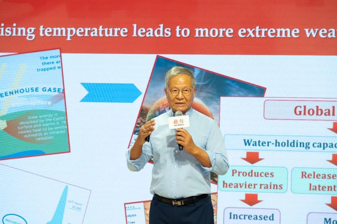 香港知名氣象學家梁榮武教授進行分享