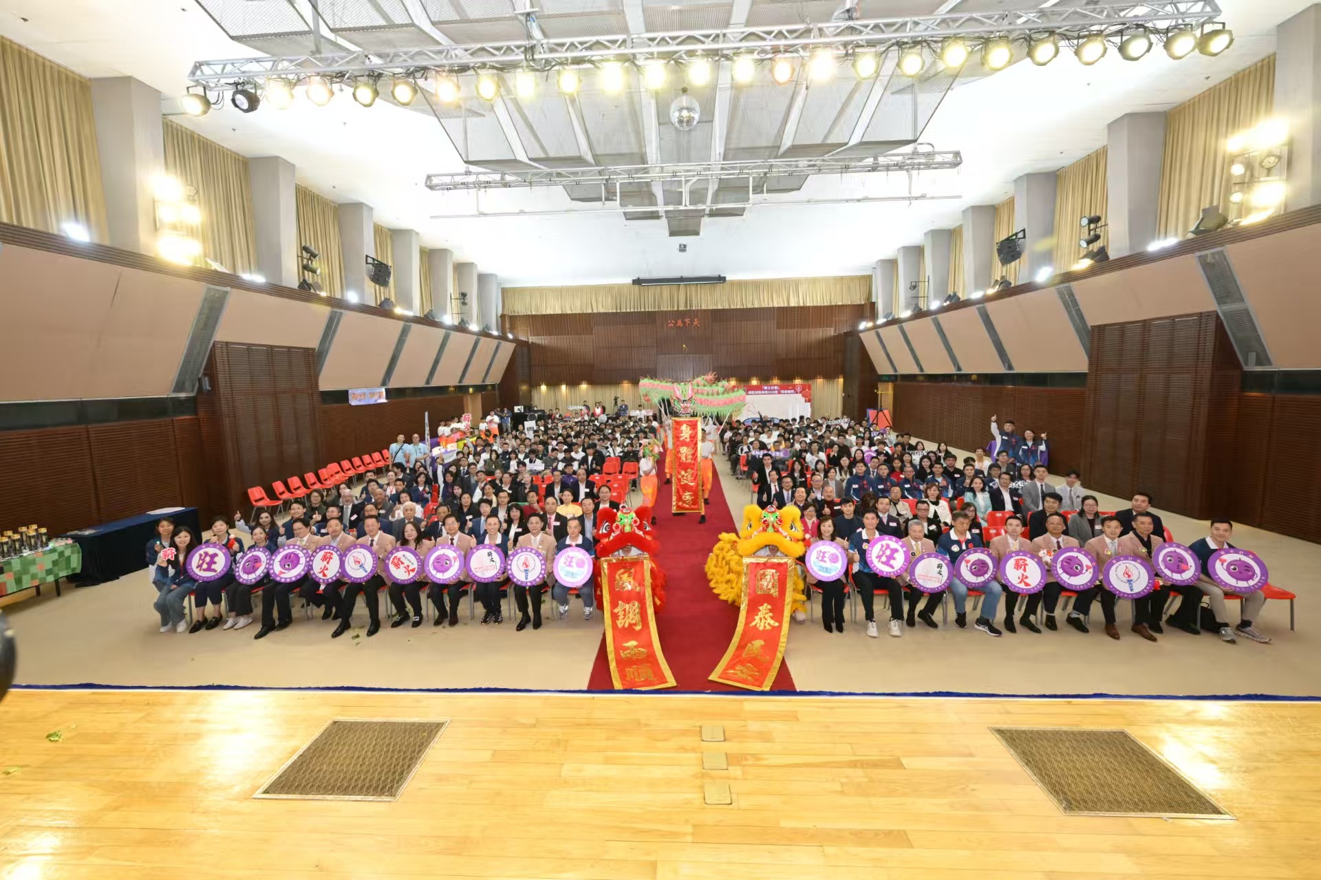 566757e2679764bcf5a2d2c7d1fe6a96