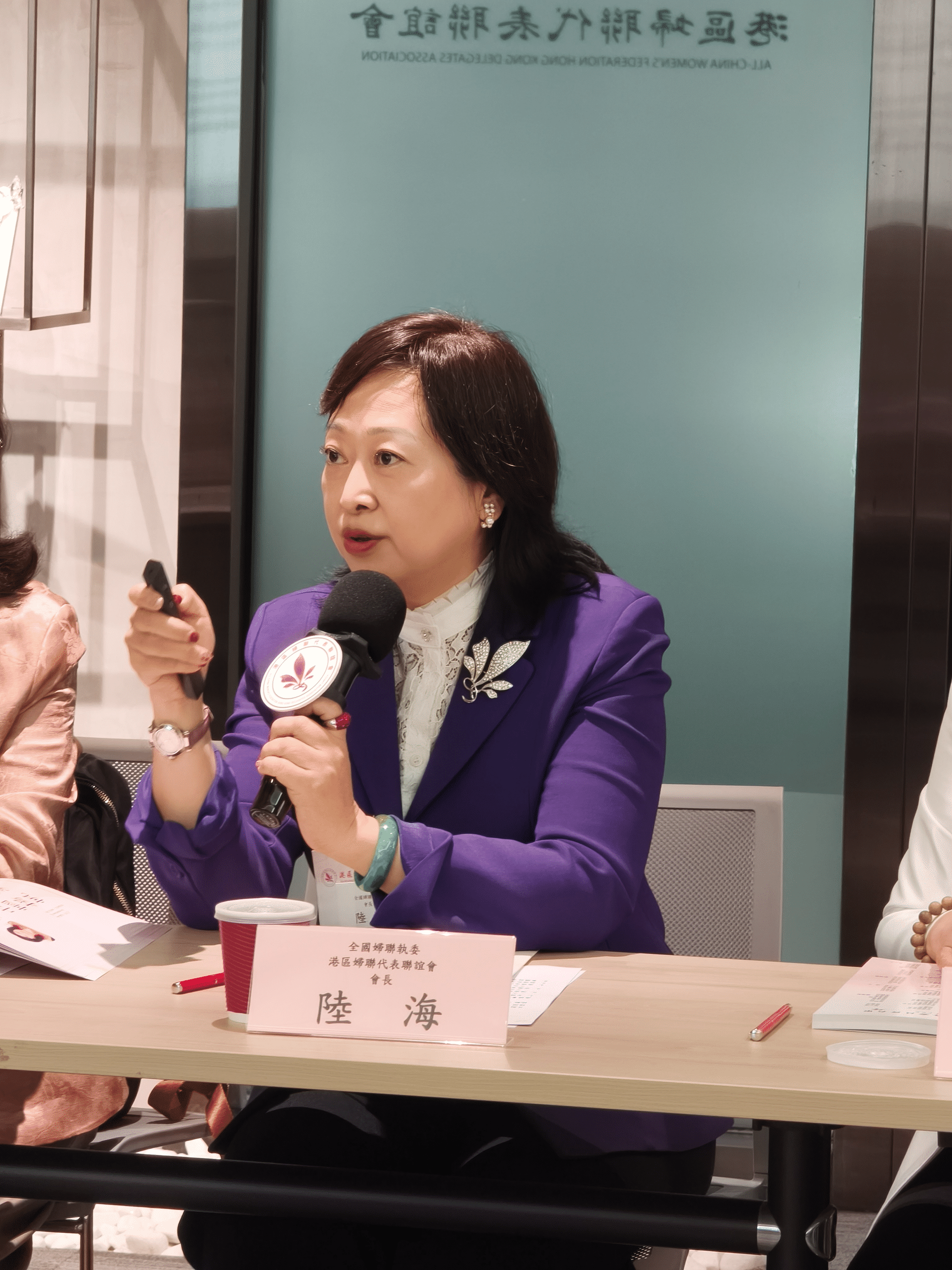 7f06de328d402dea0f9a6c04460e74a2