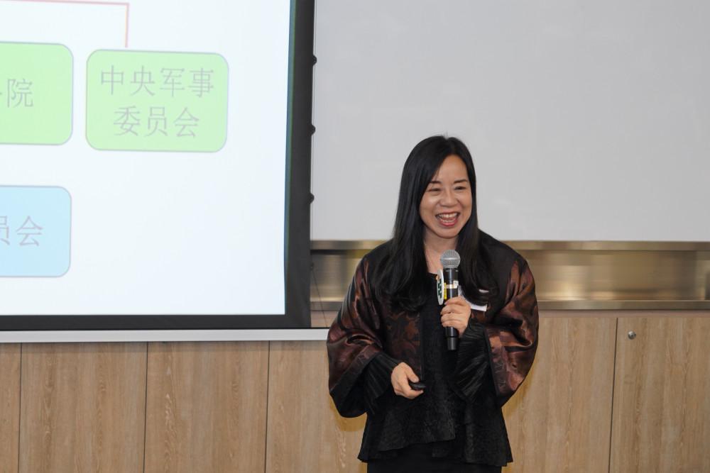 第十四届港区全国人民代表大会代表、全国港澳研究会副会长凌友诗博士