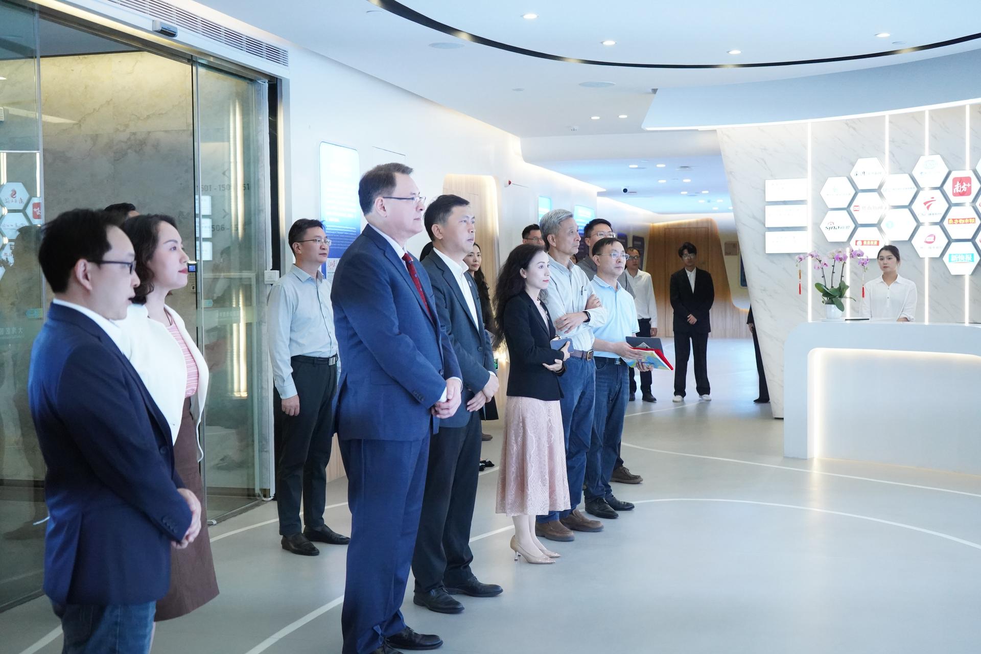 0462e549c86afa98f56a2a6173ad69a1