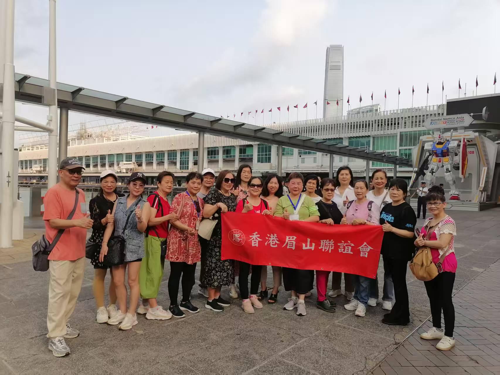 fe2479d312fe6bcf9bc7627a9decf161