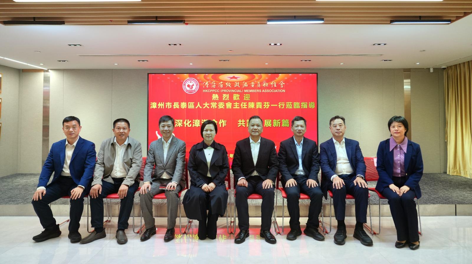 22679bf4daa6ff67ea6d51e333383330_