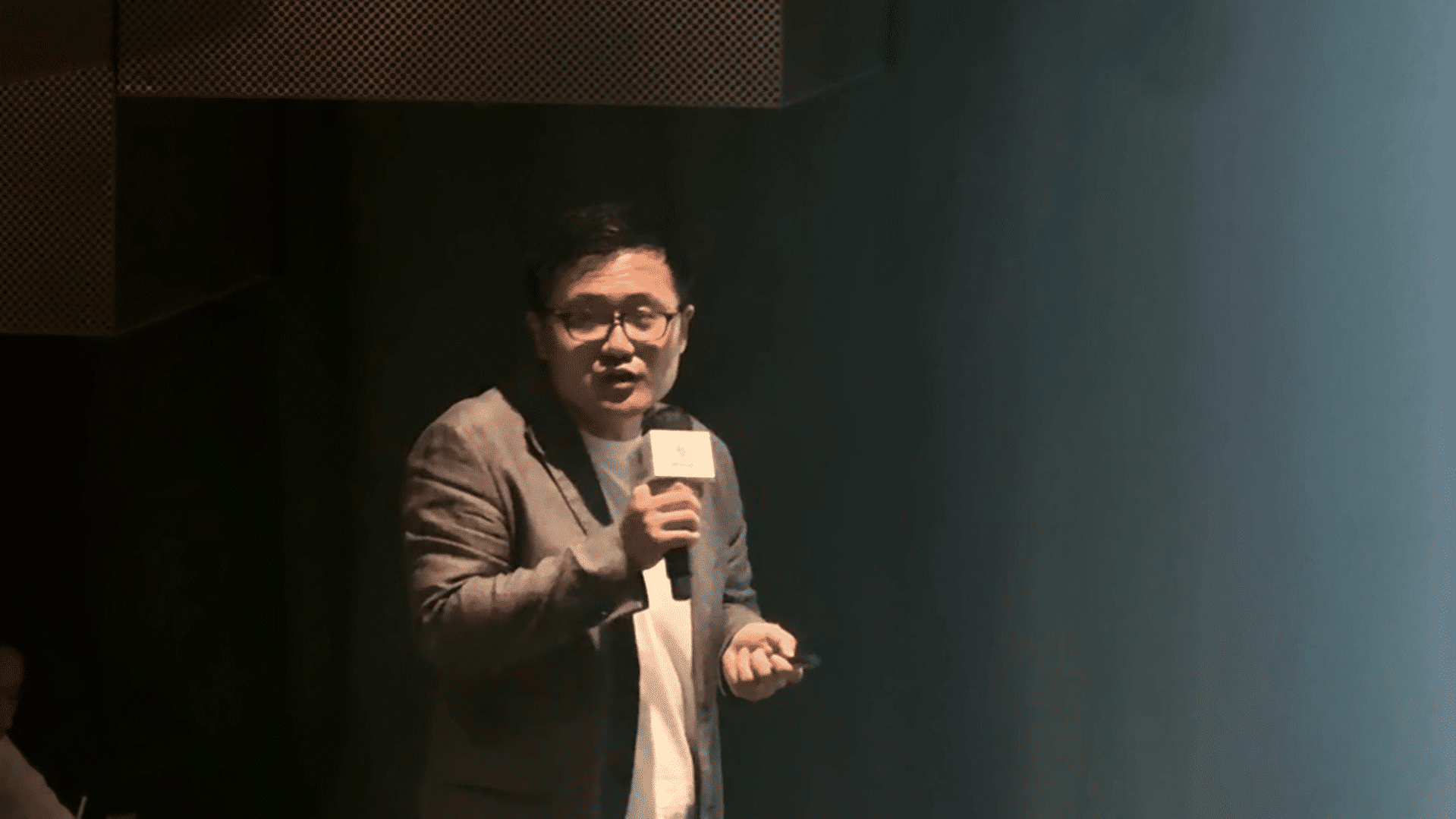 截屏2026-04-21 下午10.37.46