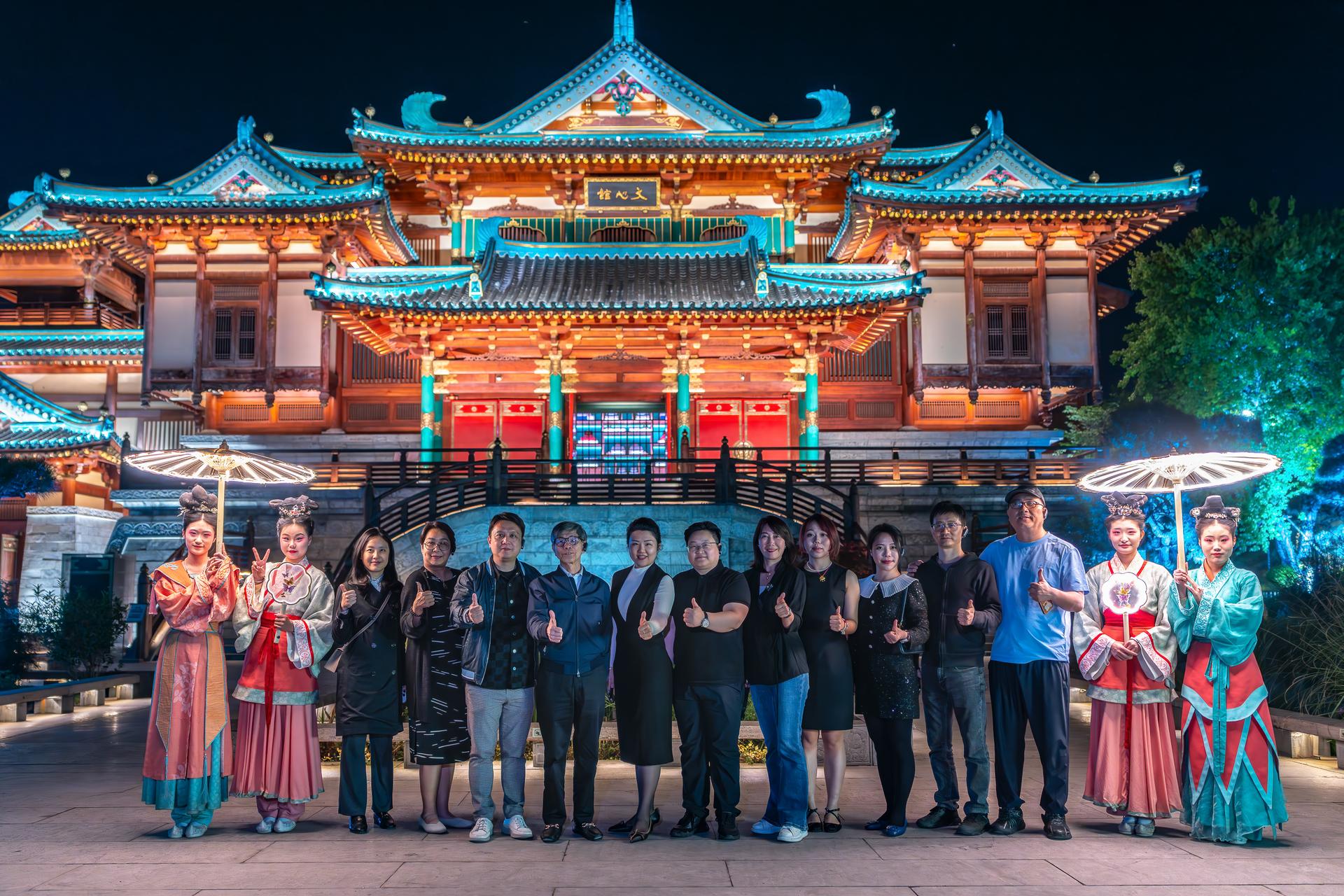 951c3db814d5a3e4151de1f7ae7cba69