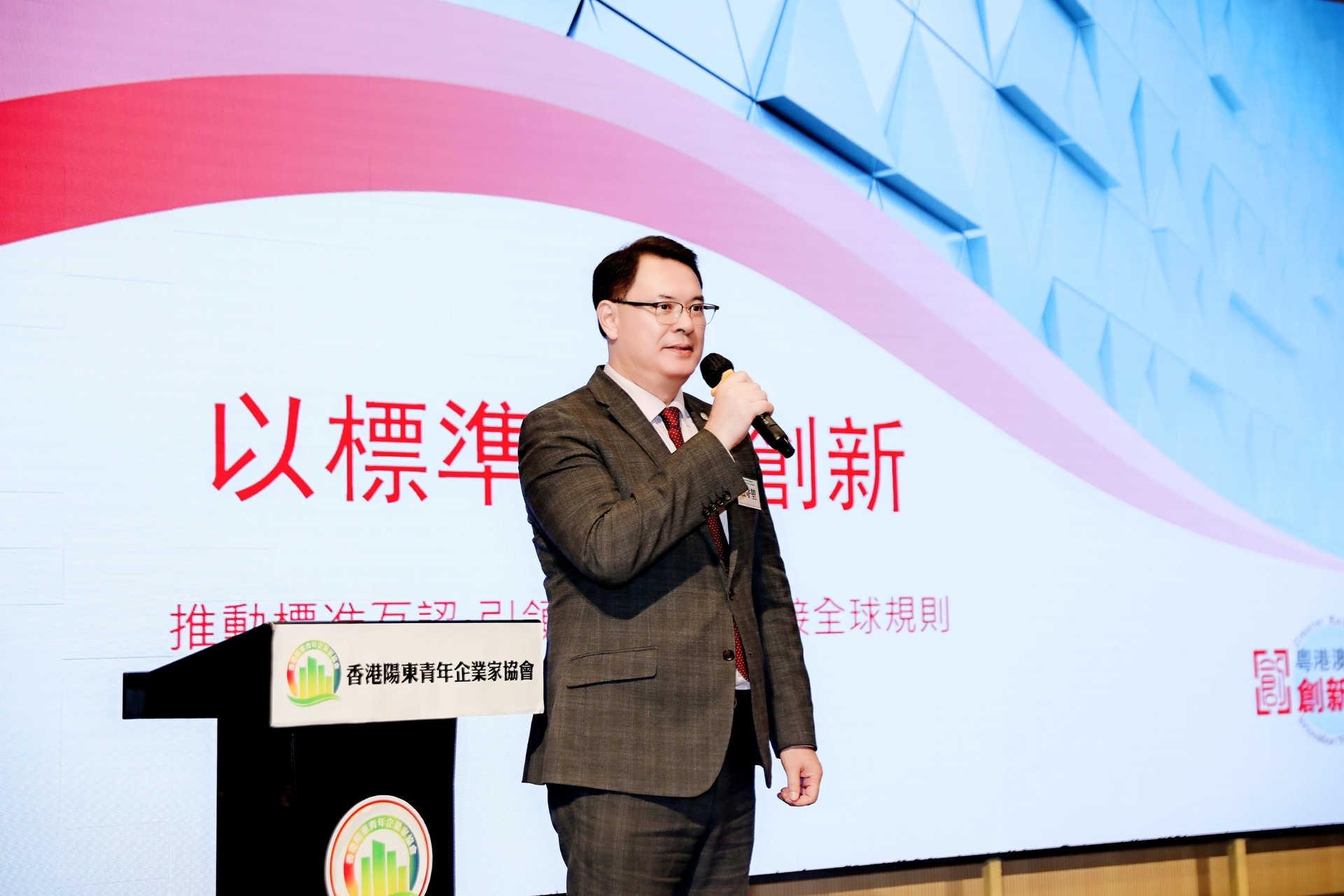 54382cb8022bc310f53f0497c75417fe