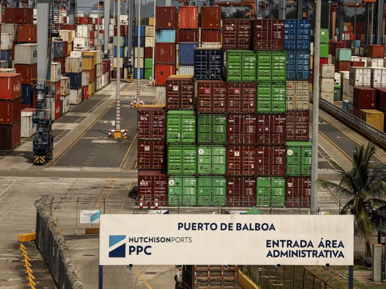 巴拿馬港口公司就巴拿馬的貨櫃碼頭被接管後續事件，正式對馬士基啟動仲裁程序。（法新社資料圖片）