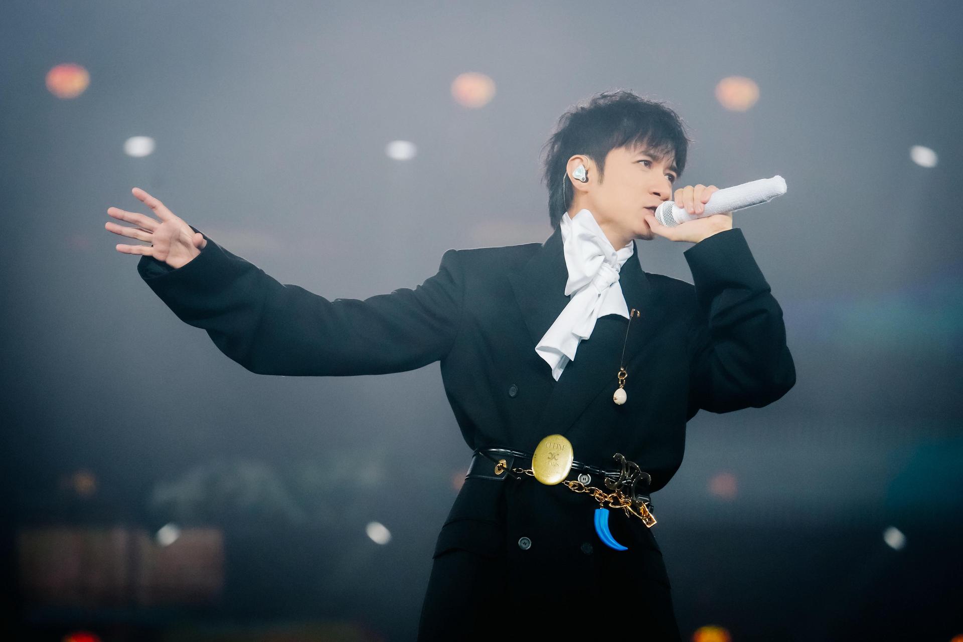 02. Leo_03