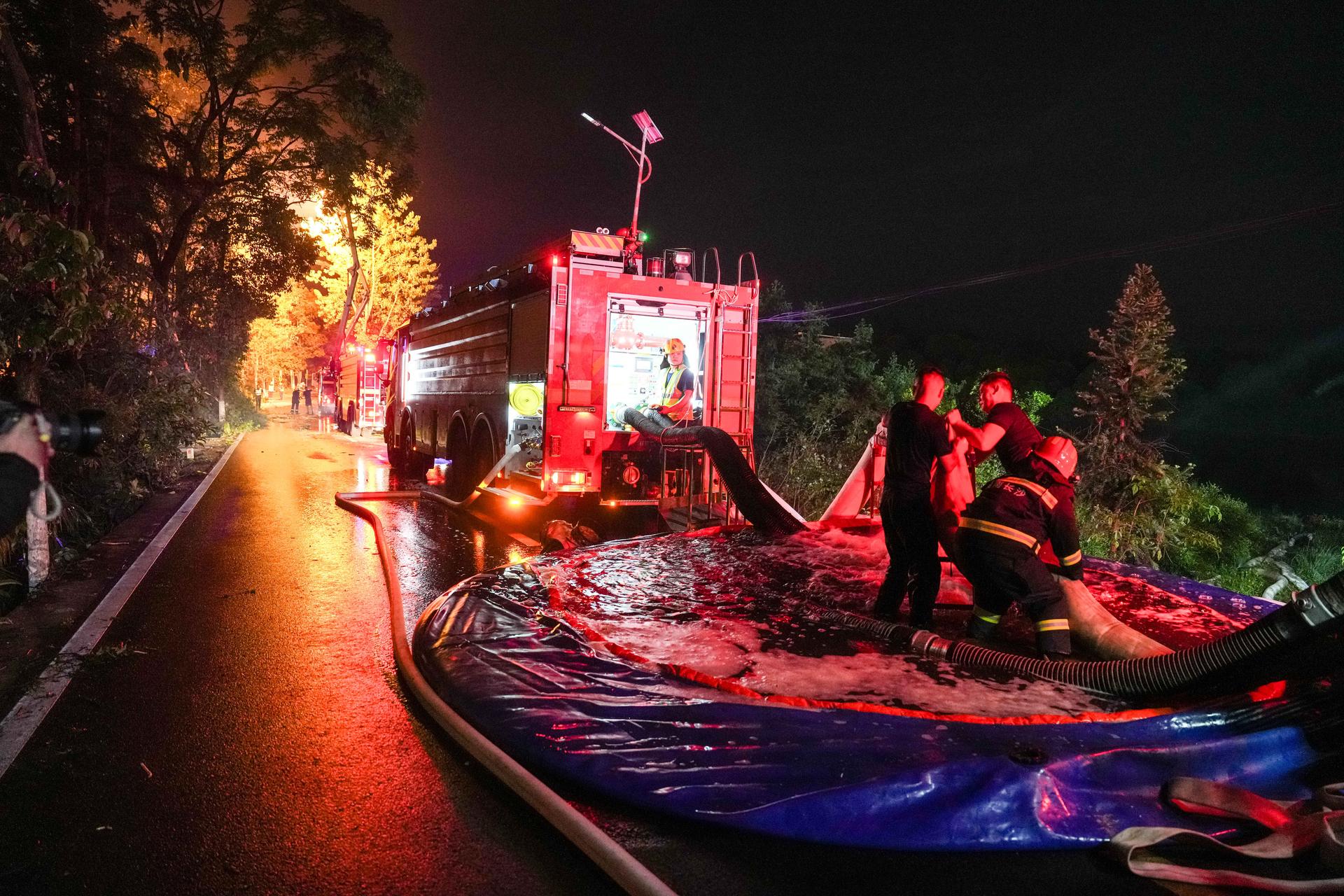 (SpotNews)+CHINA-HUNAN-LIUYANG-FIREWORKS+PLANT-EXPLOSION+(CN)XxjpbeE000031_20260505_PEPFN0A001