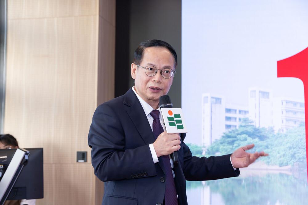 華南師範大學黨委書記王恒胤先生作主題演講 