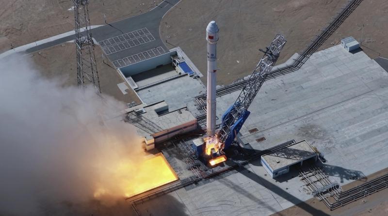 朱雀二號改進型火箭“一箭雙星”發射成功