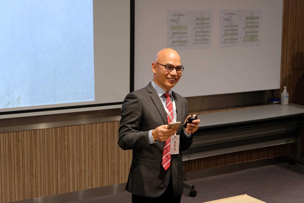 中国语言学系系主任暨会议召集人陈伟强教授发言时表示，期望把香港发展成汉学重镇