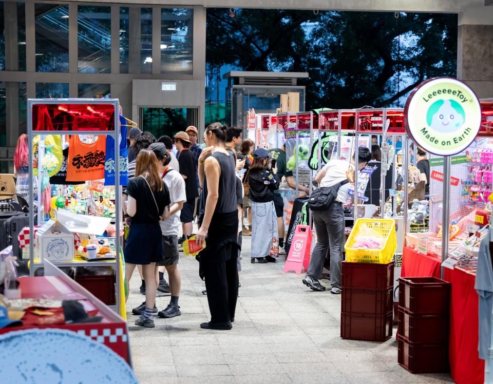 PMQ玩嘢祭-化身玩具快餐店-逾40品牌集結探索香港潮玩創作魂
