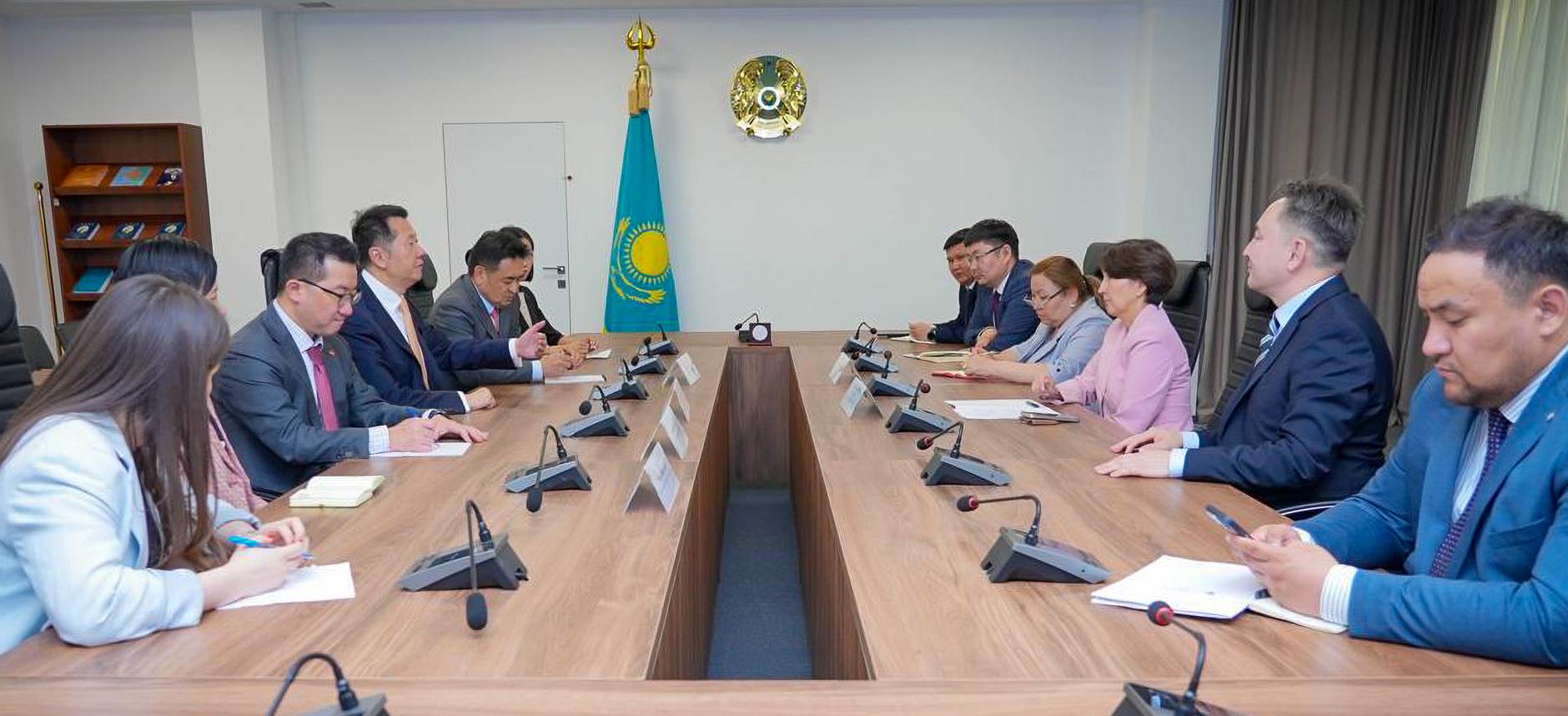 CityUHK deepens collaboration with Satbayev University