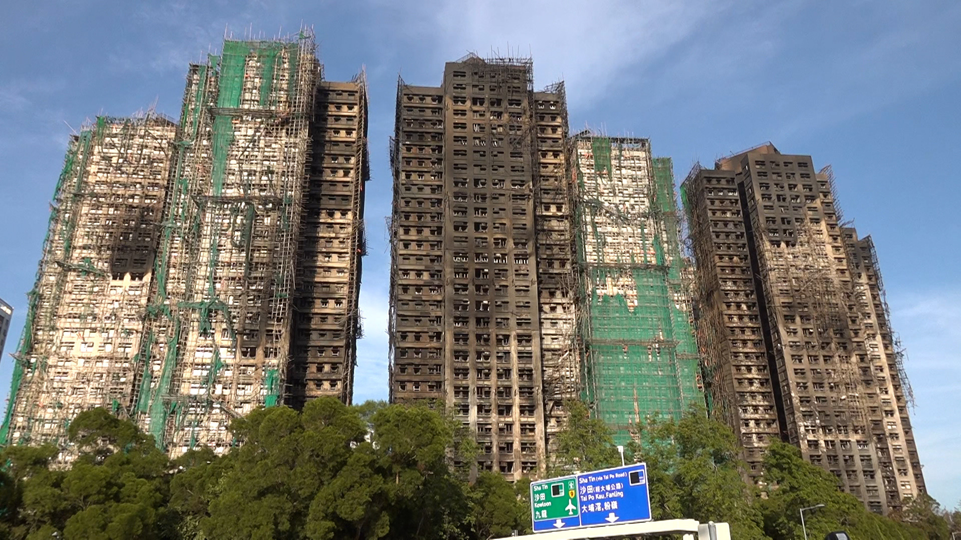 宏福苑五级火|增至128人死亡79人伤包括12名消防员- RTHK