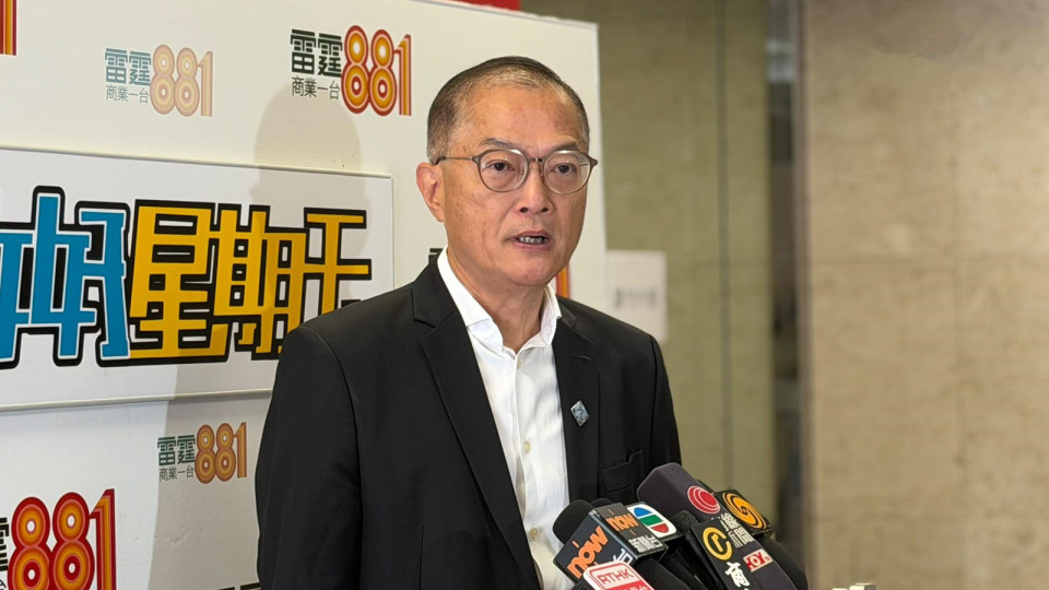 卢宠茂-护士生-毕业就失业-说法不成立-非本地培训护士无抢饭碗