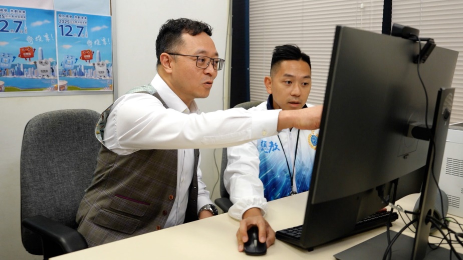 8fd6787a4d9e4f078c99bed188e75cbb