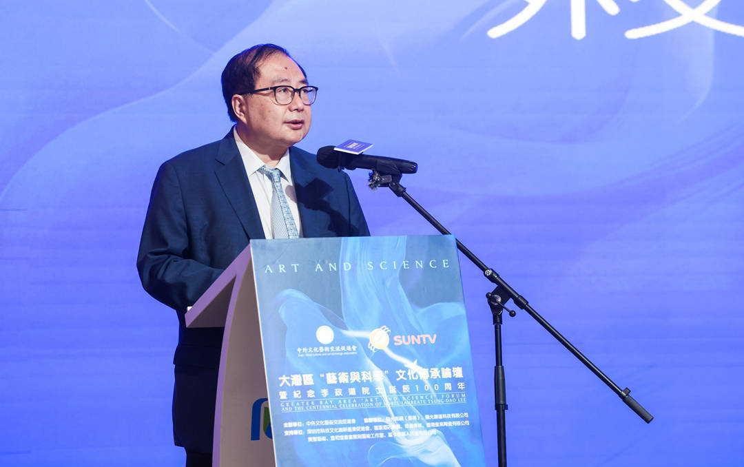 b76c7826e49f4bc1b4aaea135930b6bd