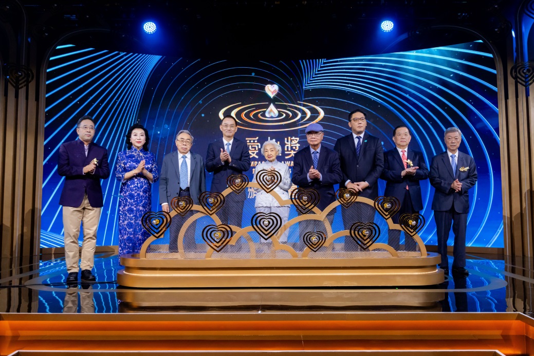 23ebadc0fef54cc8a38da4e201e3fb0c