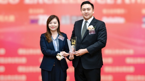 94a6fedfcd4e48999a06cbabe198e024