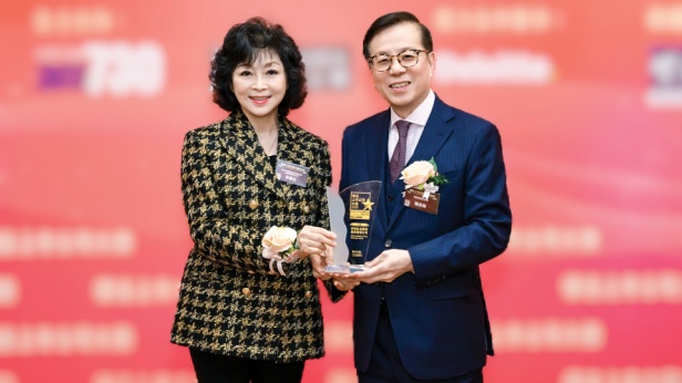 6a3c466a2e20418cbdd504a170bd6c74