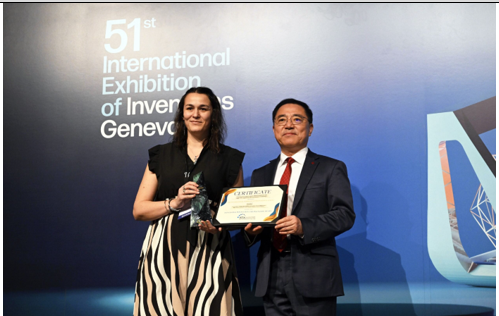 4e06a7a01da44125b59ef8f5bb3ffca2