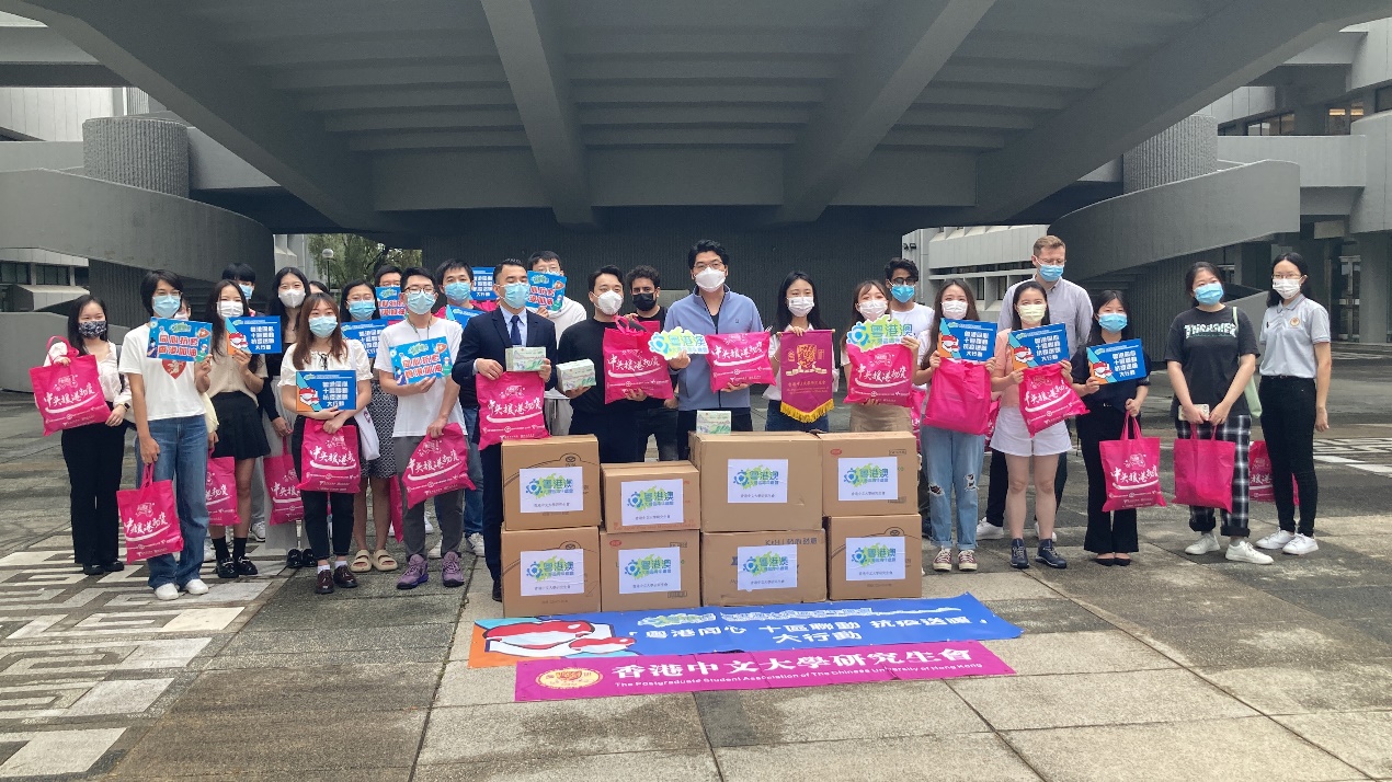 一張含有 文字, 天花板, 數個 的圖片
自動產生的描述