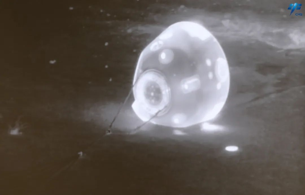 88995591ba7d4795b8b27289f4c28c18