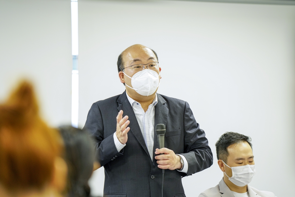 香港經濟及教育政策學者、立法會議員周文港 香港經濟及教育政策學者、立法會議員周文港