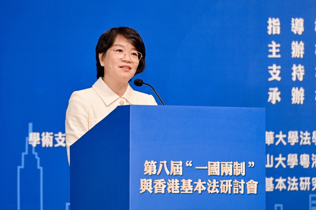 全国人大常委会香港基本法委员会委员、香港立法会议员梁美芬 DON_0773