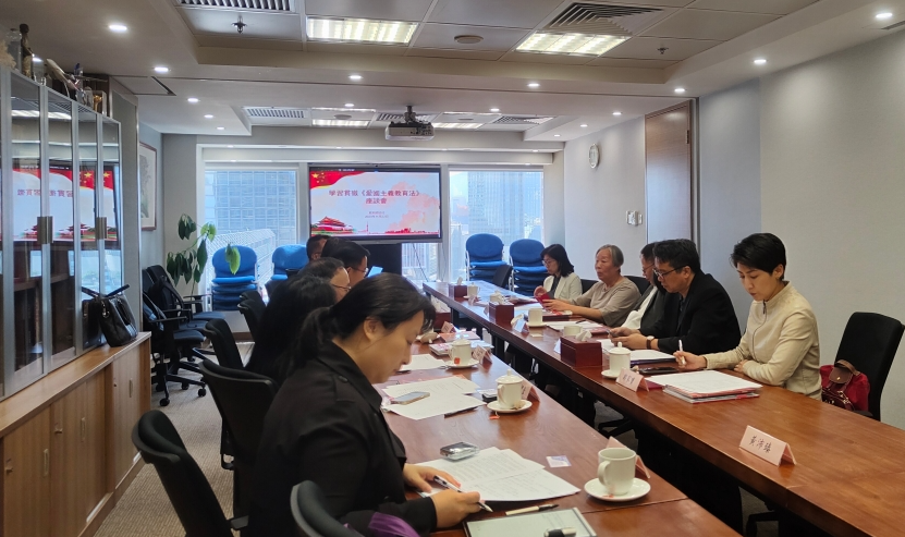 東江縱隊歷史研究會尹小平會長講述父輩作為東江縱隊政委艱難抗戰的故事，希望香港社會能更多認識、正視，從而利用好本港紅色教育資源