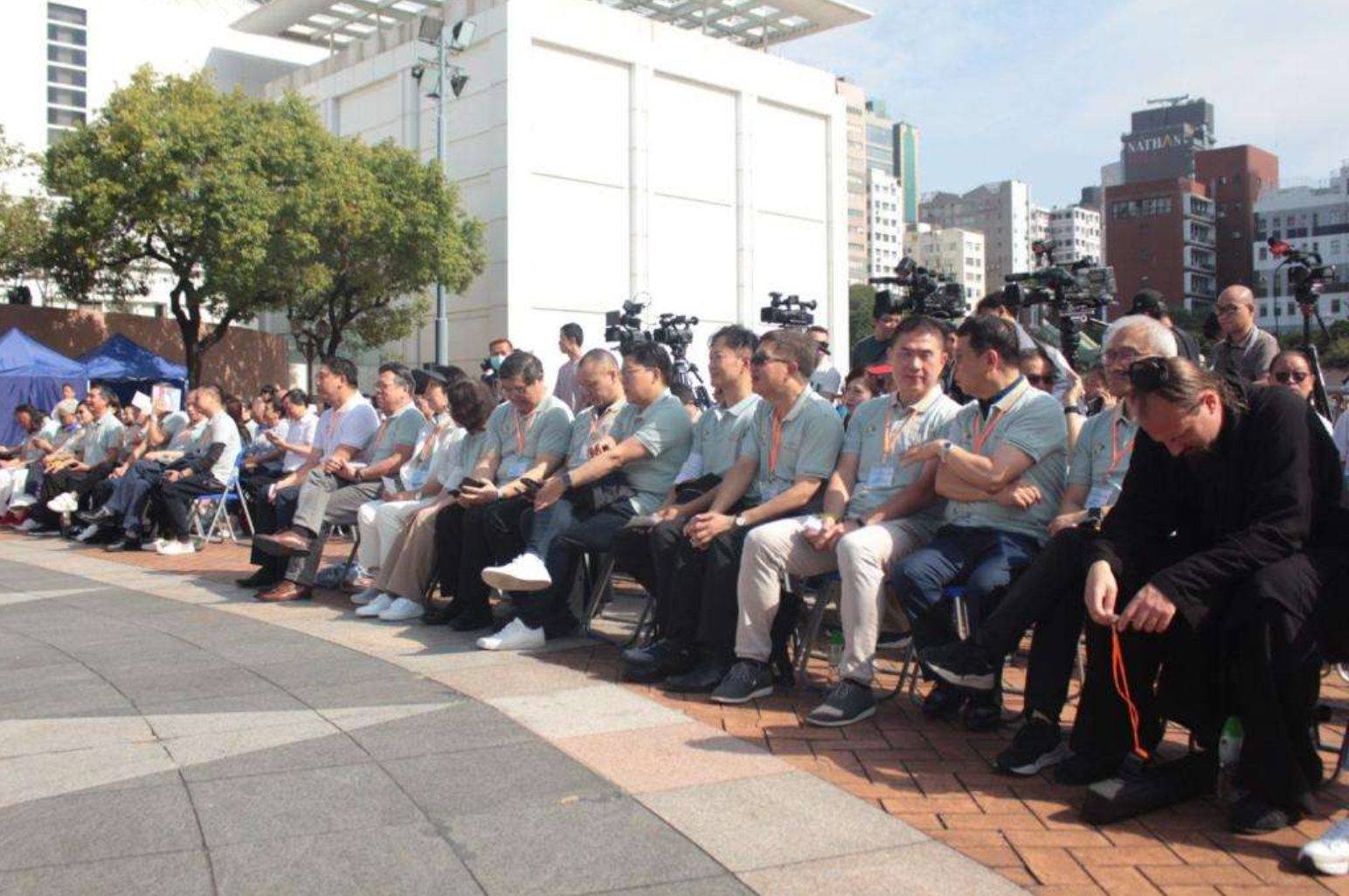 WX20231211-102408@2x