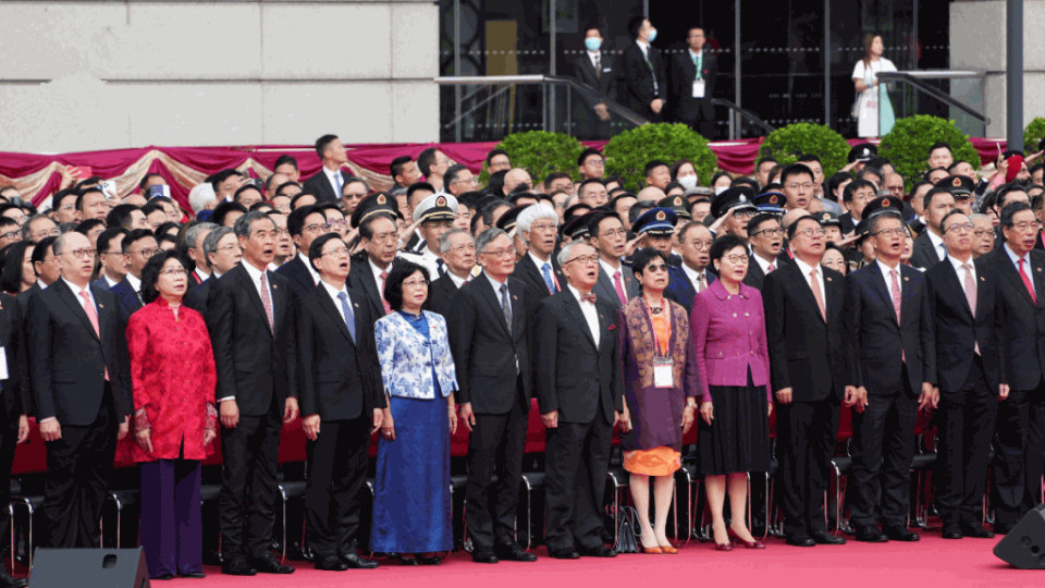 55db7db69a1a441eb93005b1deee85fb