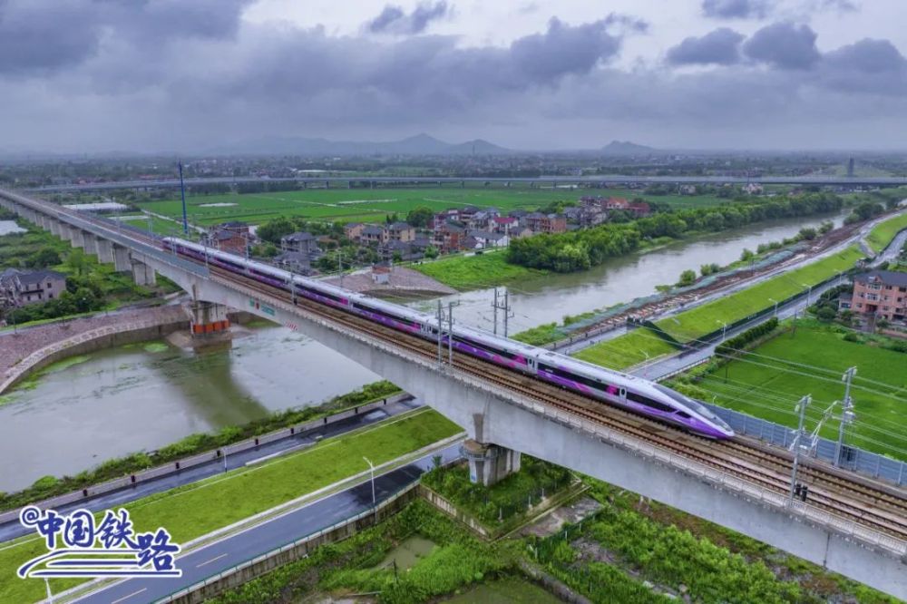 1129855406_16943319518571n