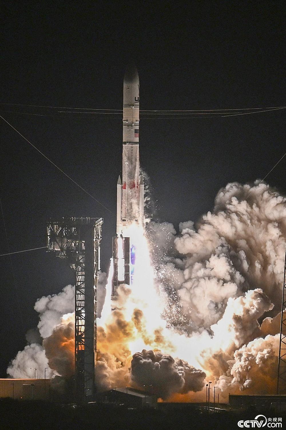 PHOTfSrXbNPmBNOymGIC95Vl240108_1000x2000