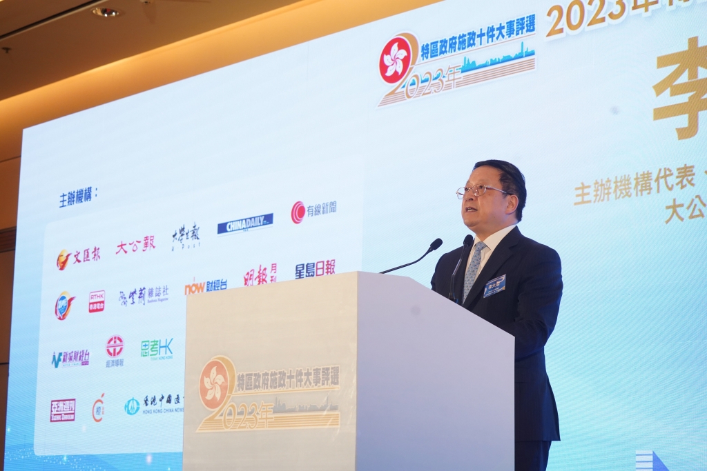 65b8c953e4b017d96e71251d