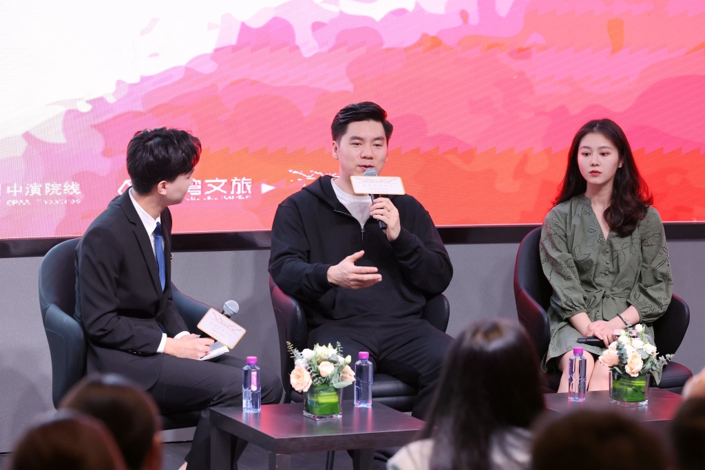 话剧《暗恋桃花源》专属版主角张露、范修竹分享演出趣事(3)