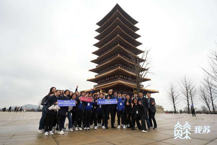 6608fcdde4b01604b4a5082e