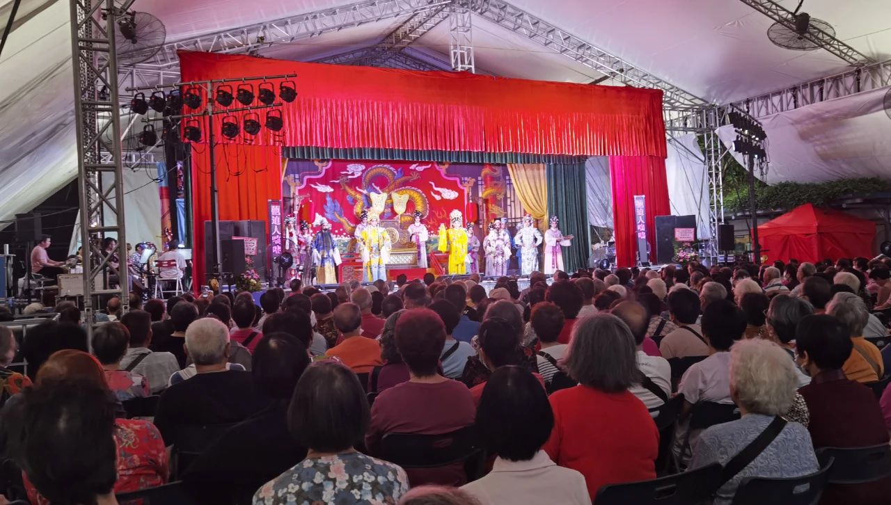 aa88256024b73b4b96ce9970968e9365