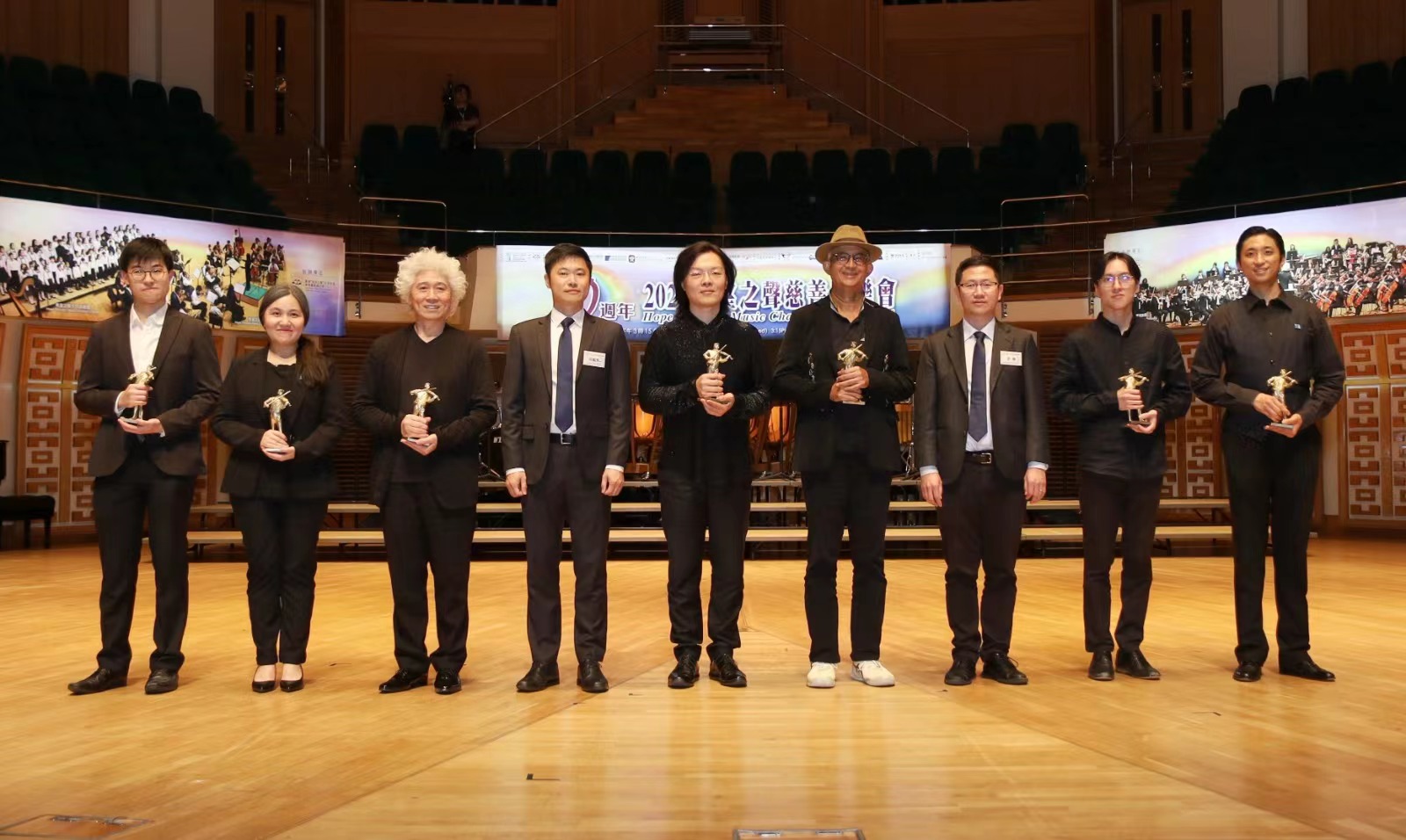 5fb16dead978307955fb1a68080c515d