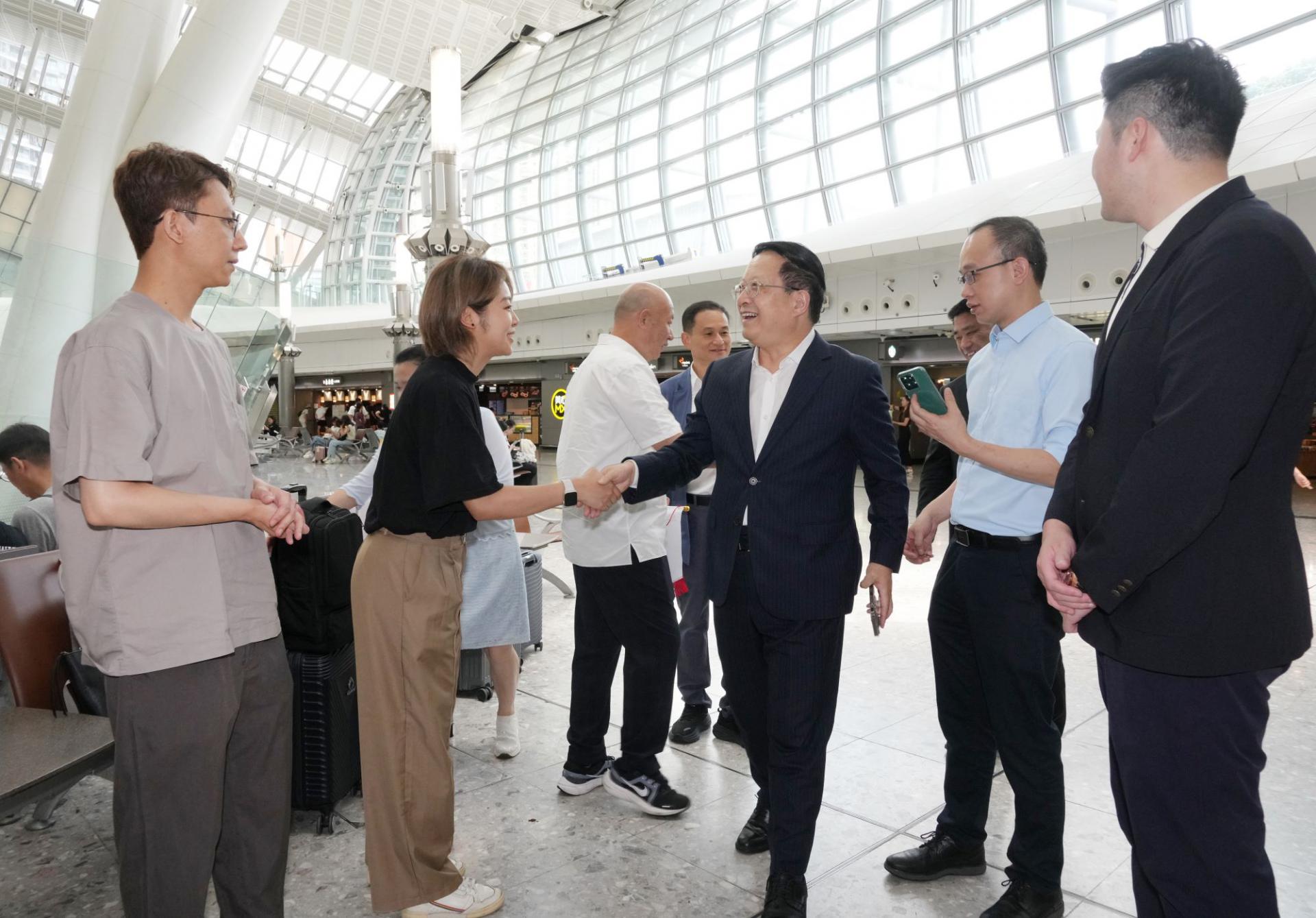 粤港澳媒体大湾区联合采访活动启程-紫荆网