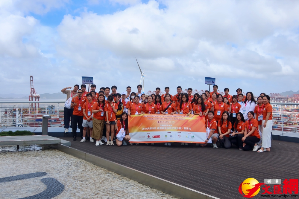 66a1ce7ae4b05e123804ef2d_v1