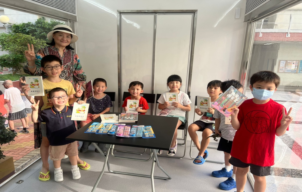 作家向同學免費送贈兒童書籍 图片9