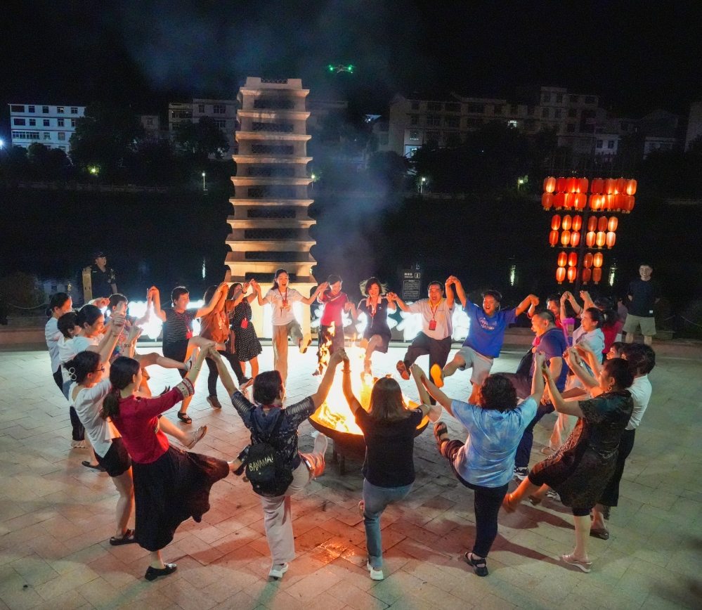 41e74477791bc7f4b54d59487d344651