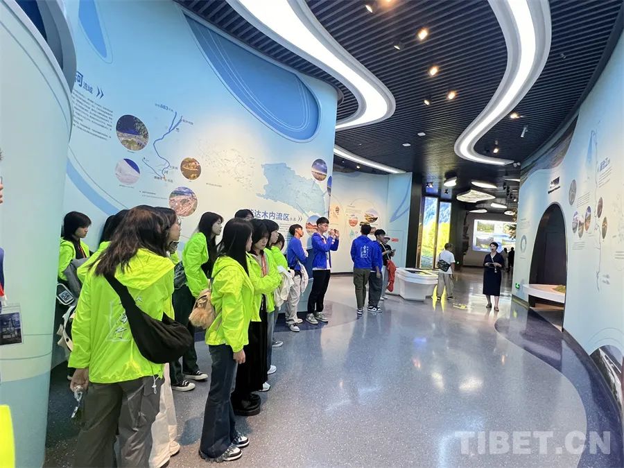 香港青少年參觀青海省自然資源博物館 2