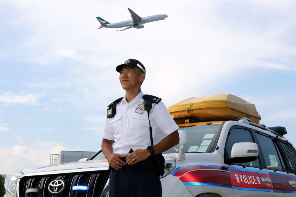 现驻守机场警区的叶文权昔日曾为边缘青年,参加「奋进行动」后获启发投考警队。 WechatIMG2497